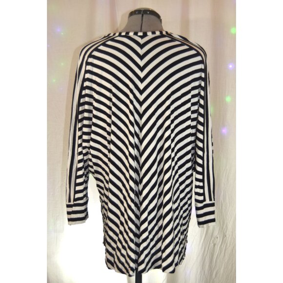 Apt. 9 Black/ White Striped Top size 3x - Picture 3 of 4